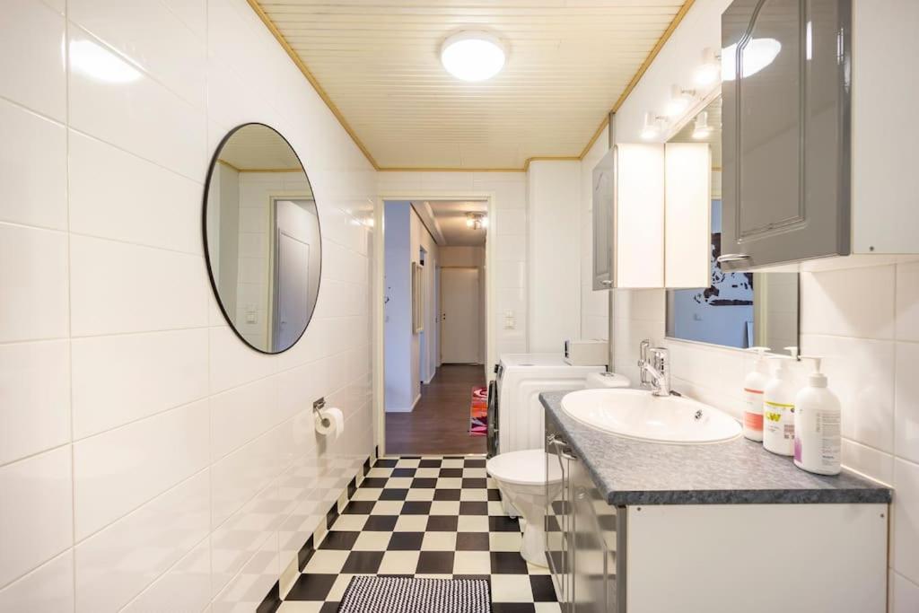Valoisa Huoneisto Jossa Erinomaiset Vuoteet. Mikkeli Luaran gambar
